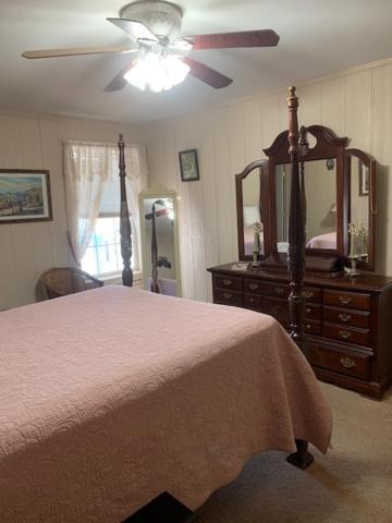 Tombstone Bordello Bed & Breakfast Exterior photo